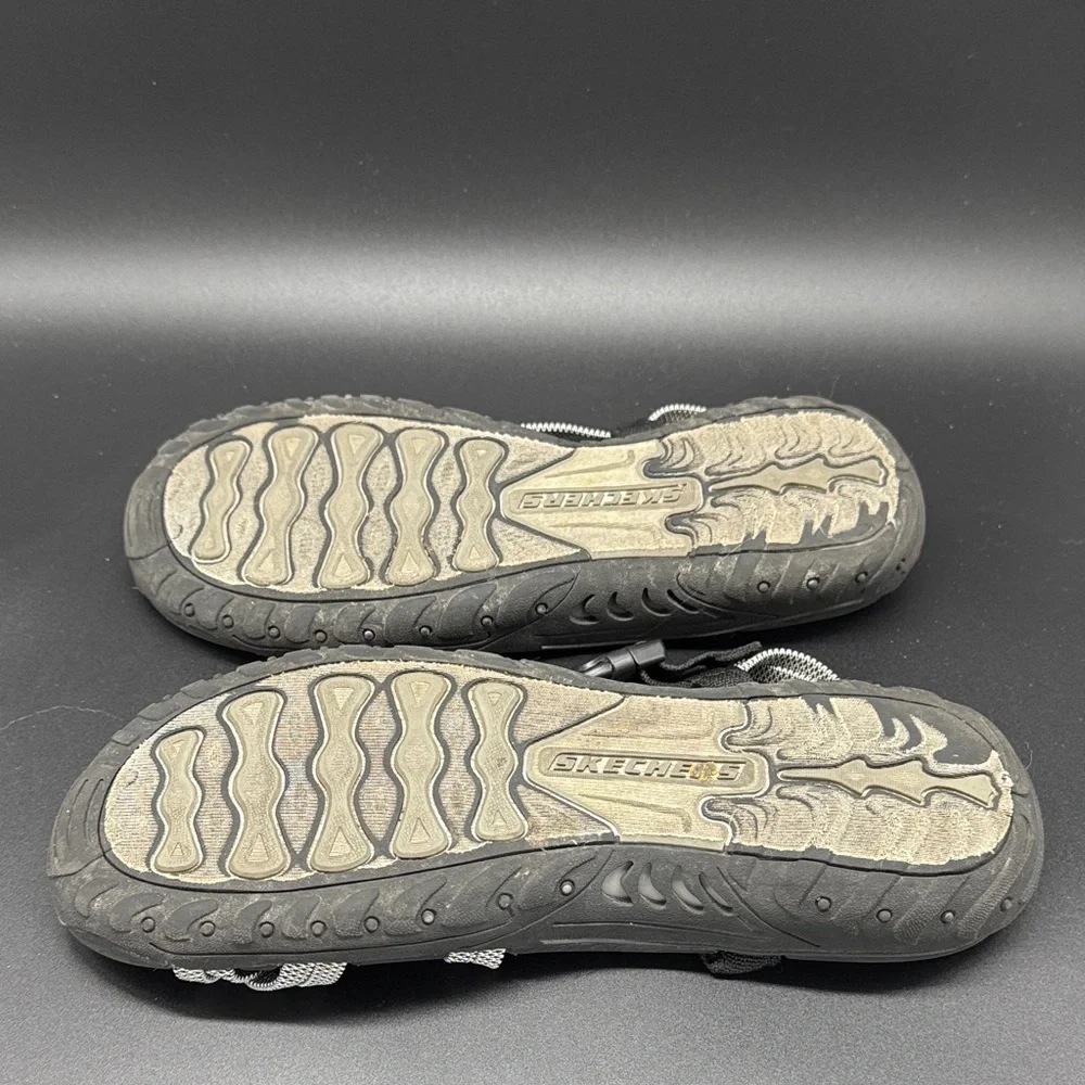 Skechers Women's Black and Gray Strappy Sandals Sz 9 - Picture 6 of 7